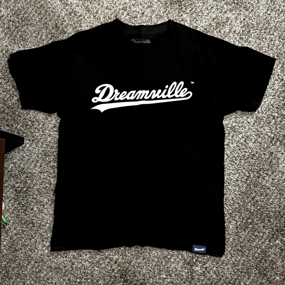 Dreamville Brand Short Sleeve Tee (size M)
